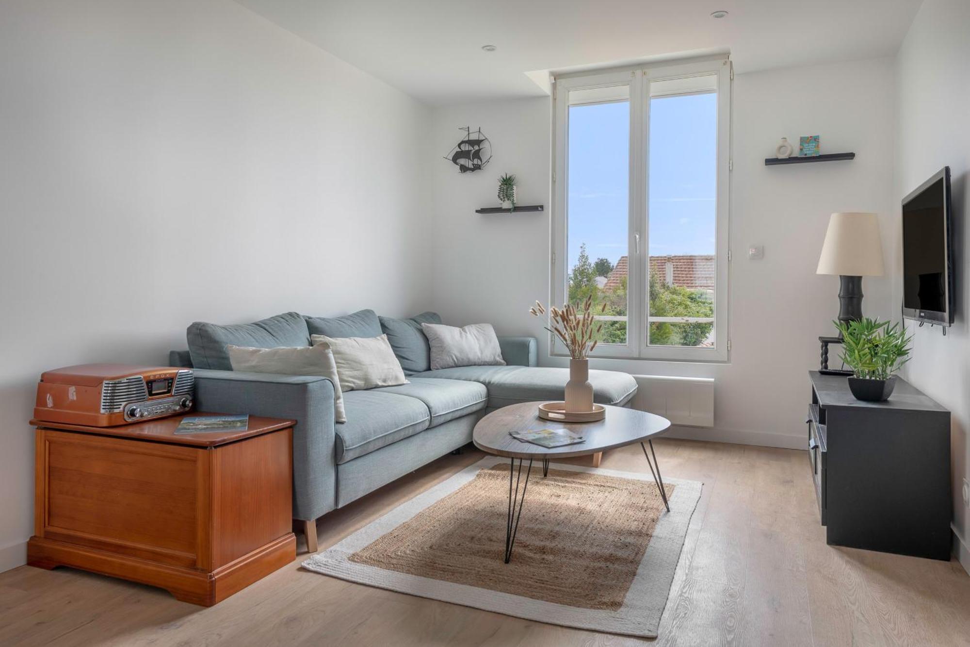 Hébergement de vacances Maison Familiale A 400m De La Pour 8,